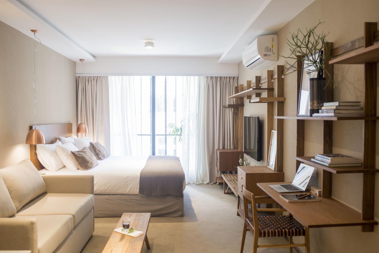 Hotel Aq Tailored